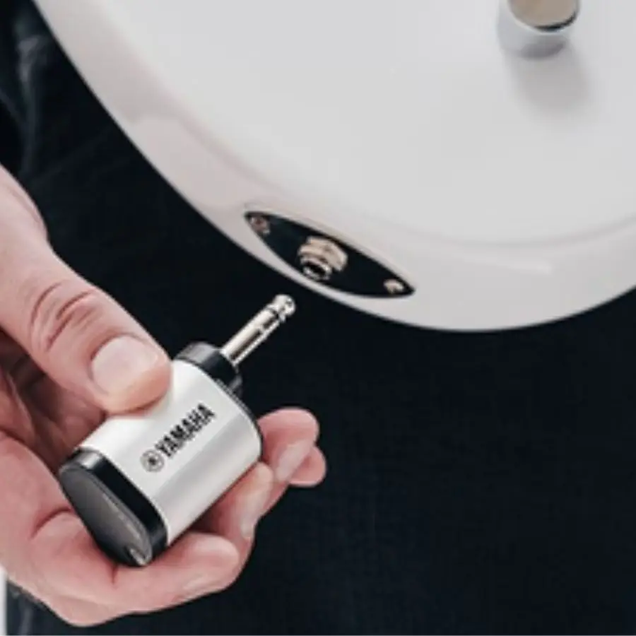 yamaha-yw10t-wireless-guitar-transmitter-guitar-connection yamaha-yw10t-wireless-guitar-transmitter-guitar-connection